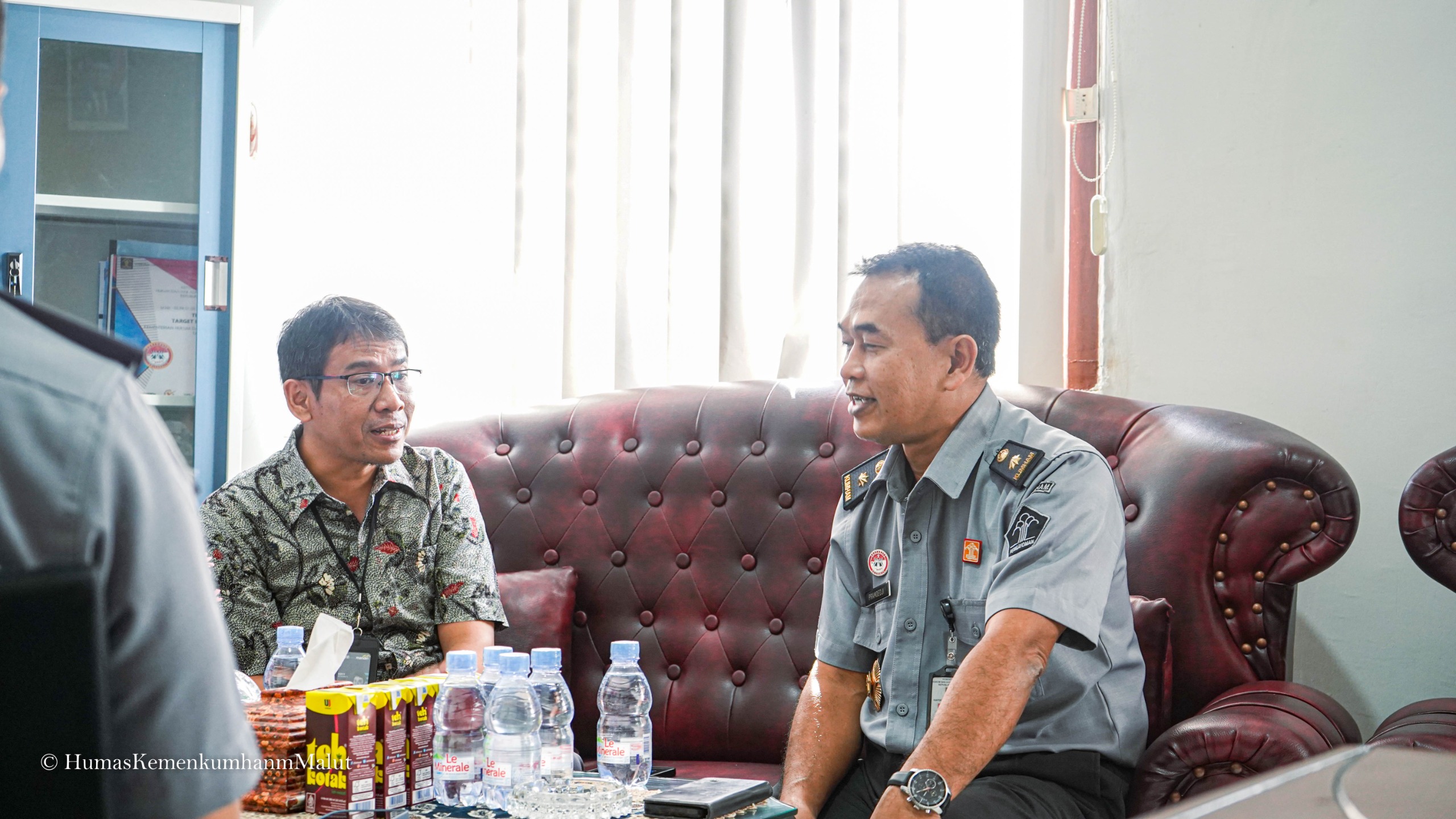 Jalin Sinergi Bersama Mitra Kerja, Kadiv Administrasi Terima Kunjungan Kepala PT. Bank Mandiri Tbk Cabang Ternate